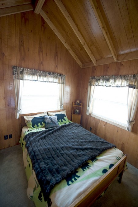 clayton-bed