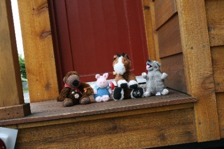 Sue's Friends check out the Fencl