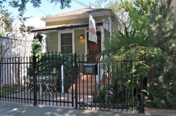 Tiny House in mid-town Sacramento 3
