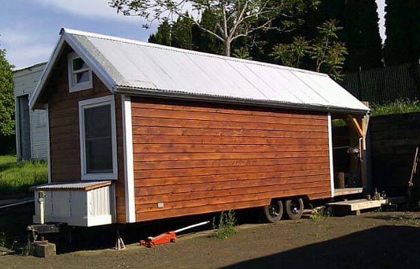 Wee Irish Cottage back side