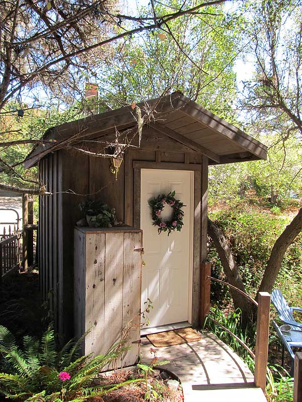 088 bathroom building
