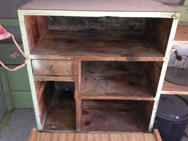 julies-sheep-wagon-cabinet