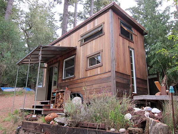 tiny house yard