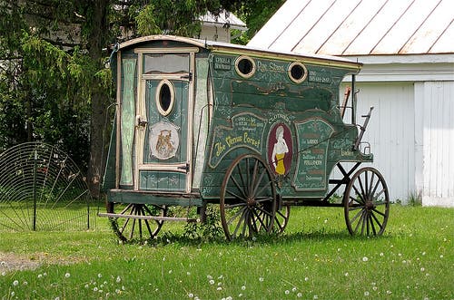 sideshow-gypsy-wagon
