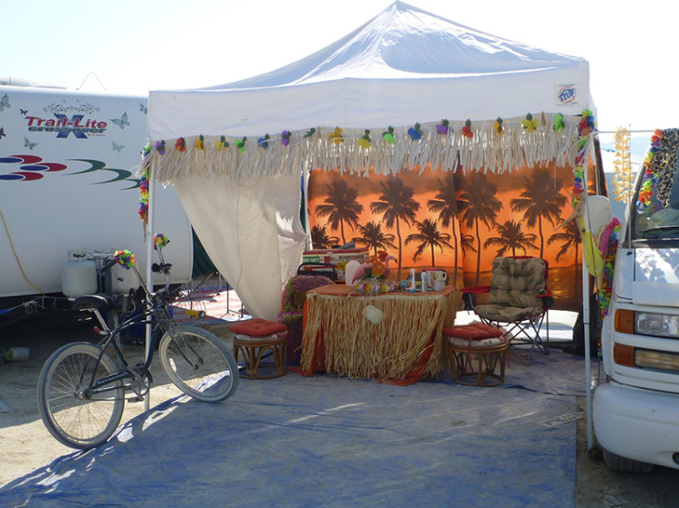 burning-man-tinyhouse39