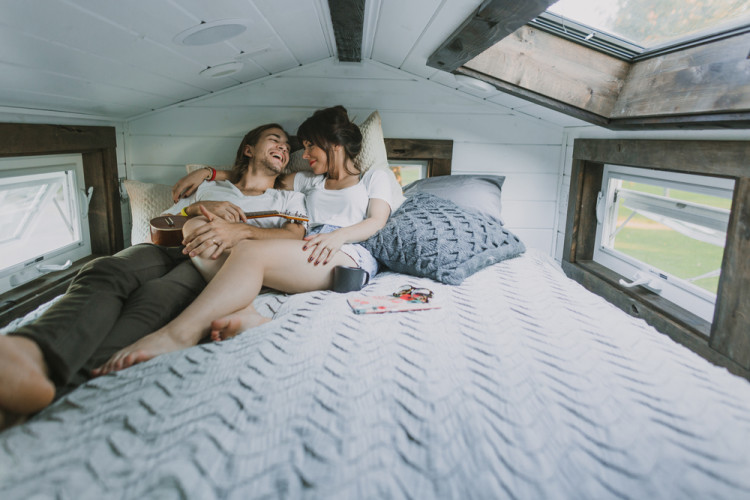 heirloom-tiny-home-loft