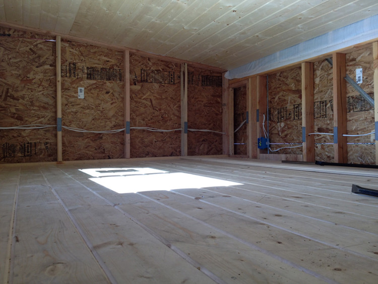 WoodShop-TinyHouse-loft2