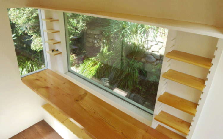 lighhouse-camerabuildings-living