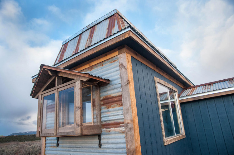 Timber frame from local sawmills to add stability and warmth throughout the home. 