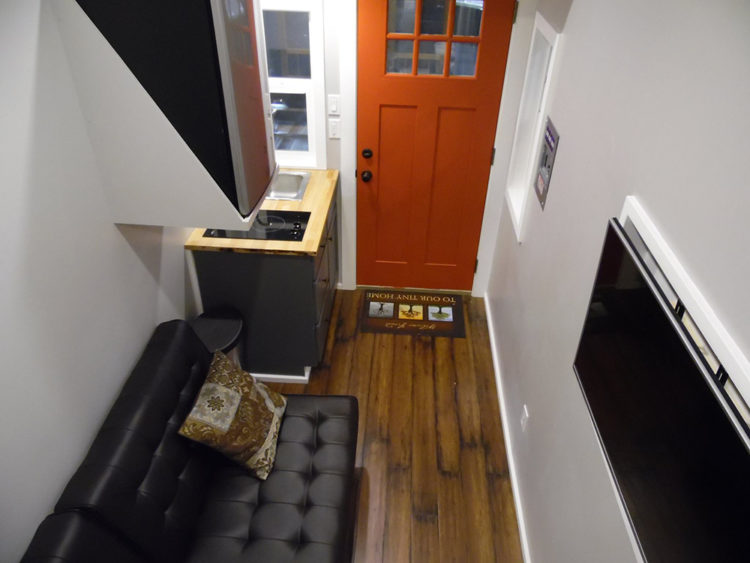 UpperValley-TeenyTinyHouse-living