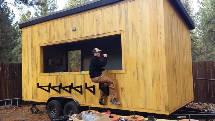 TongueandGroove-TinyHouse-Tavern