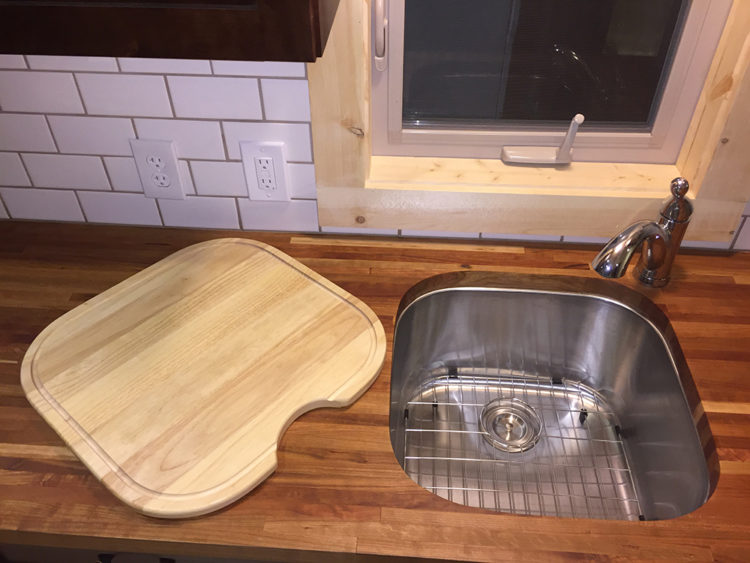 thimble-tiny-house-kitchen