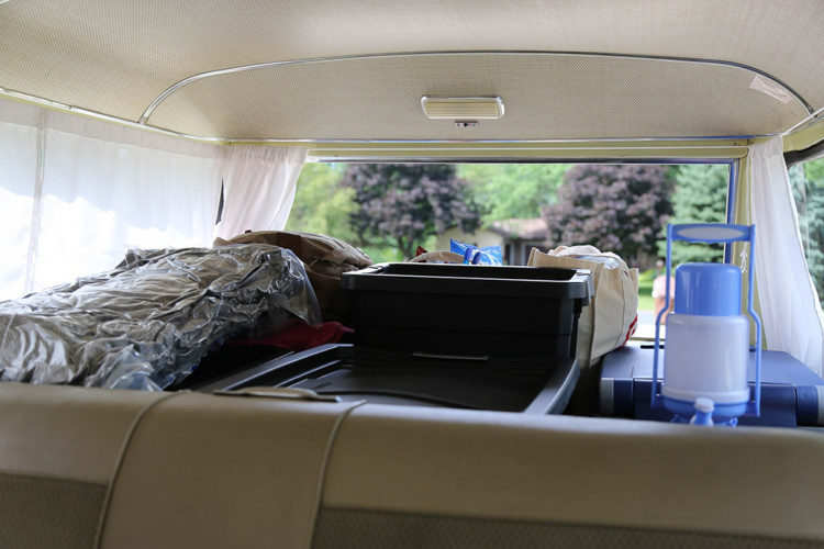 Bumfuzzle-International-Truck-trunk