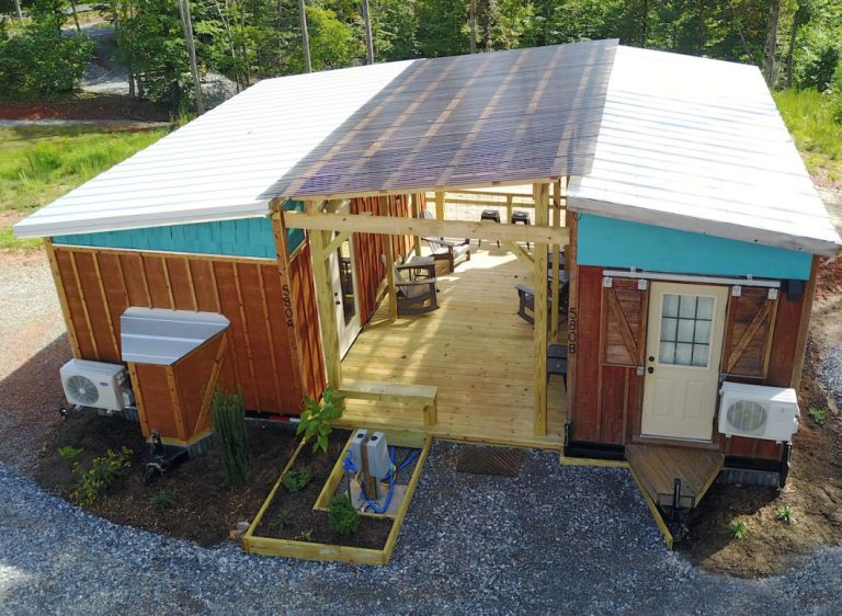 2 tiny houses
