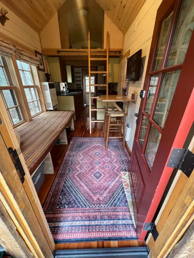 rug in tiny house