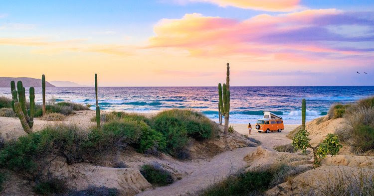 Sunshine at sunset on the beach