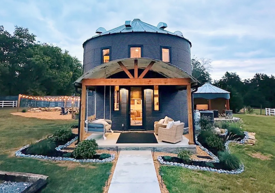 Silo tiny house