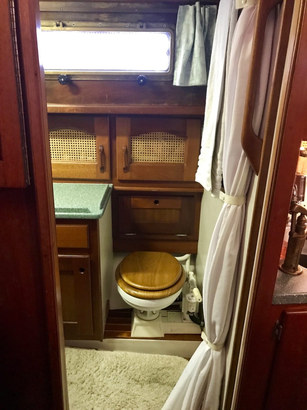 toilet