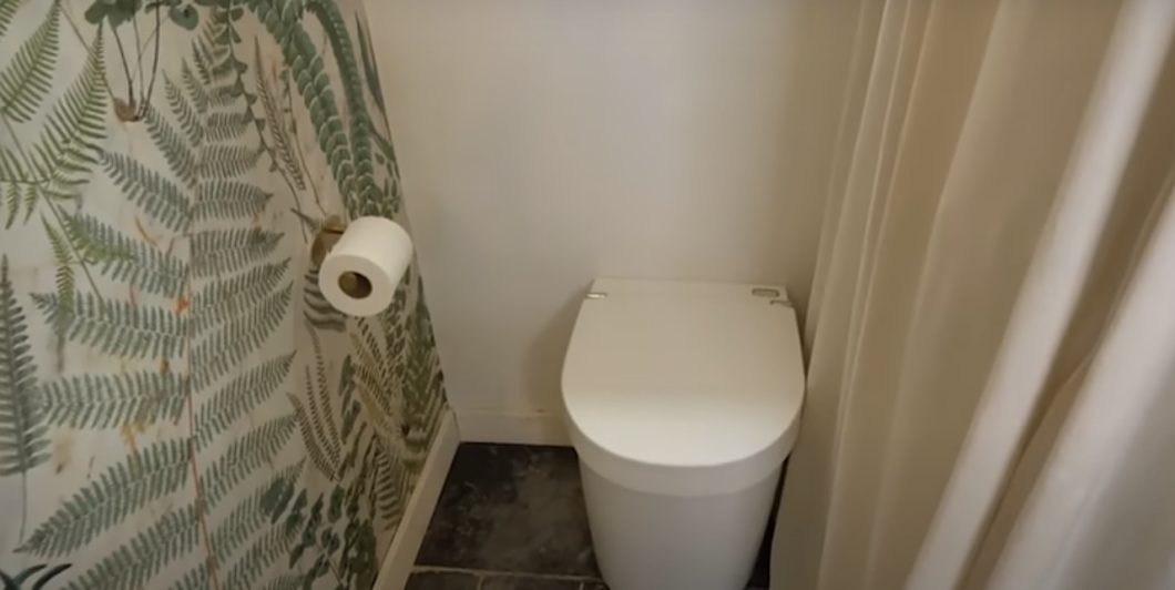 composting toilet