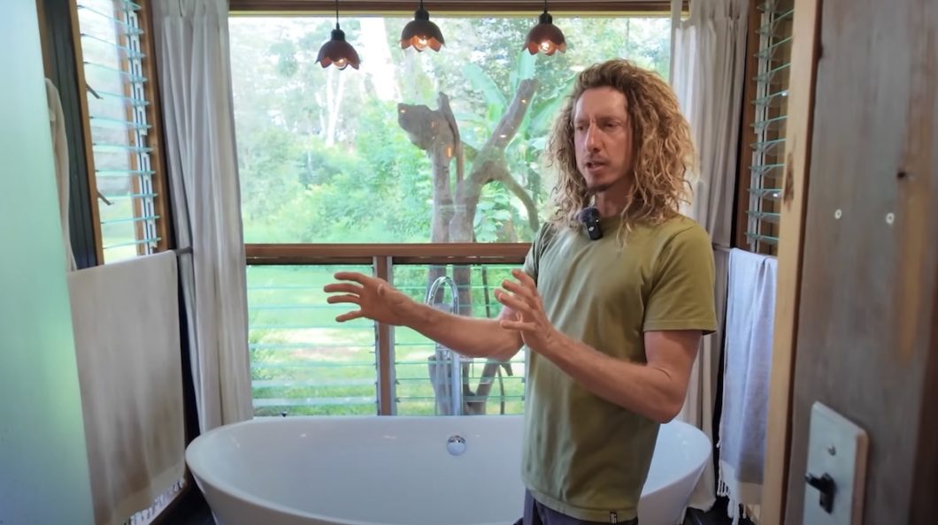 tiny house bathtub and shower