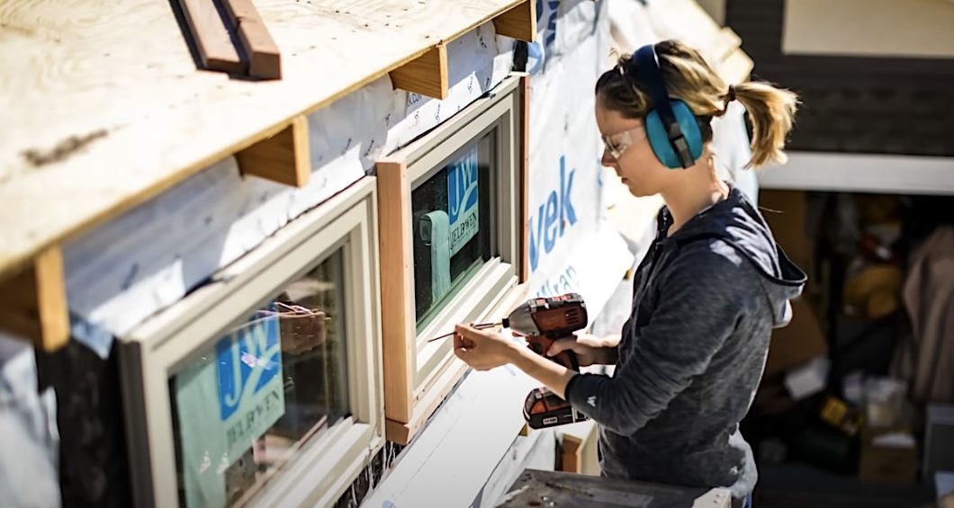 Jenna building her tiny house
