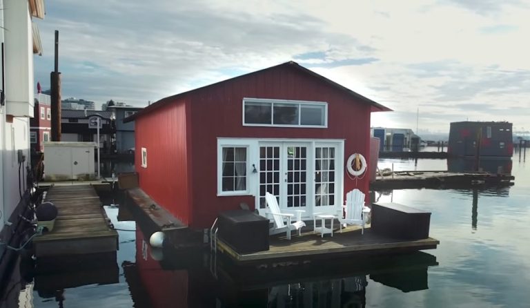 tiny floating house