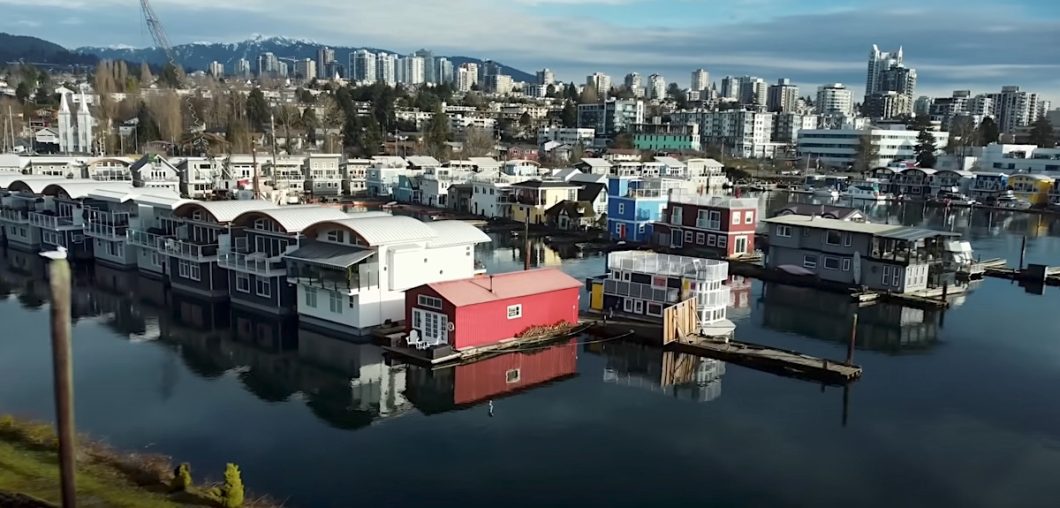 floating village