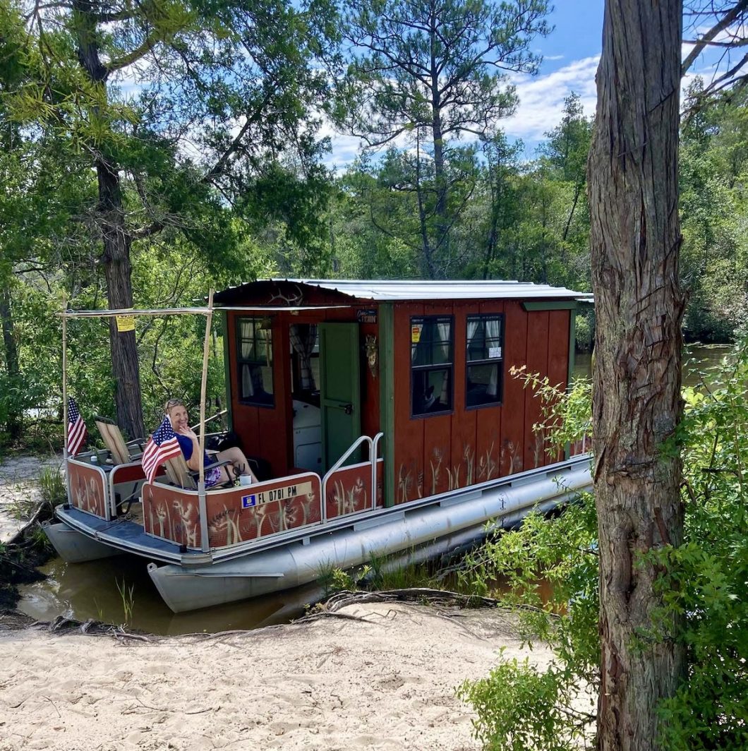 Modern day Shanty Boat