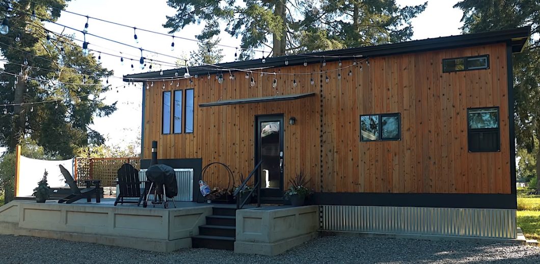 Tiny house outside and porch